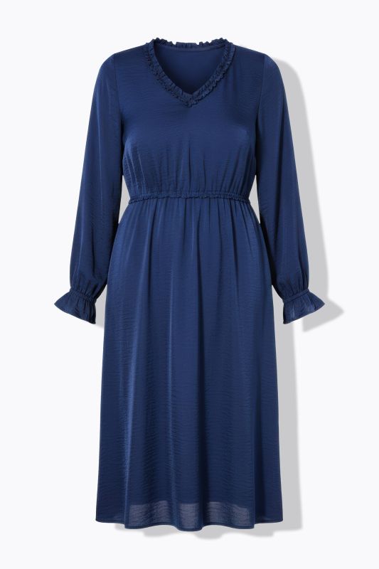 Рокля с акценти