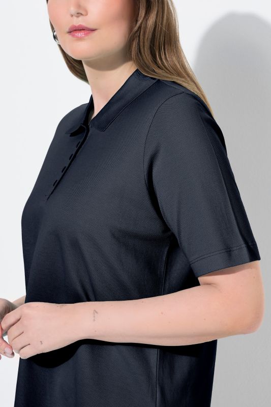 Блуза с яка с копчета