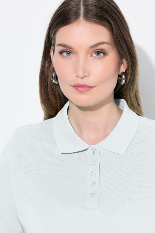 Блуза с яка с копчета