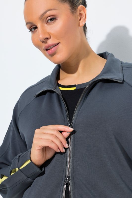 Суитчър с поларена визия