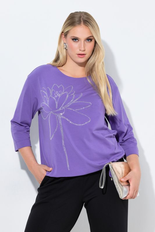 Блуза с цвете от кристали