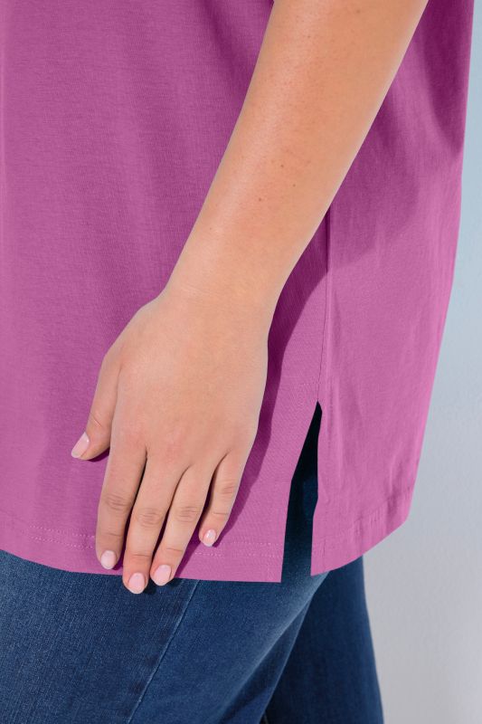 Basic V-Neck Relaxed Fit Short Sleeve Tee