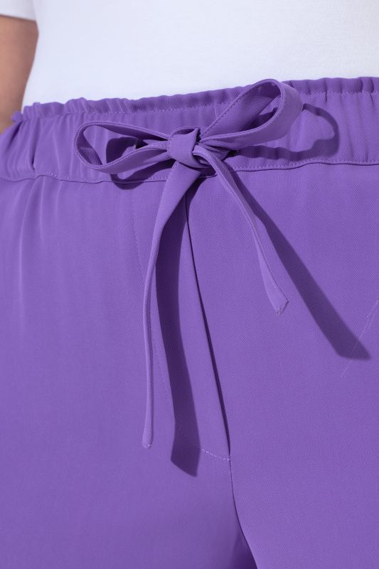 Панталон с прав силует