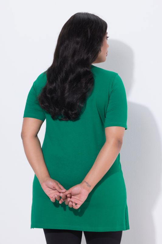 Short Sleeve V-Neck Knit Tunic