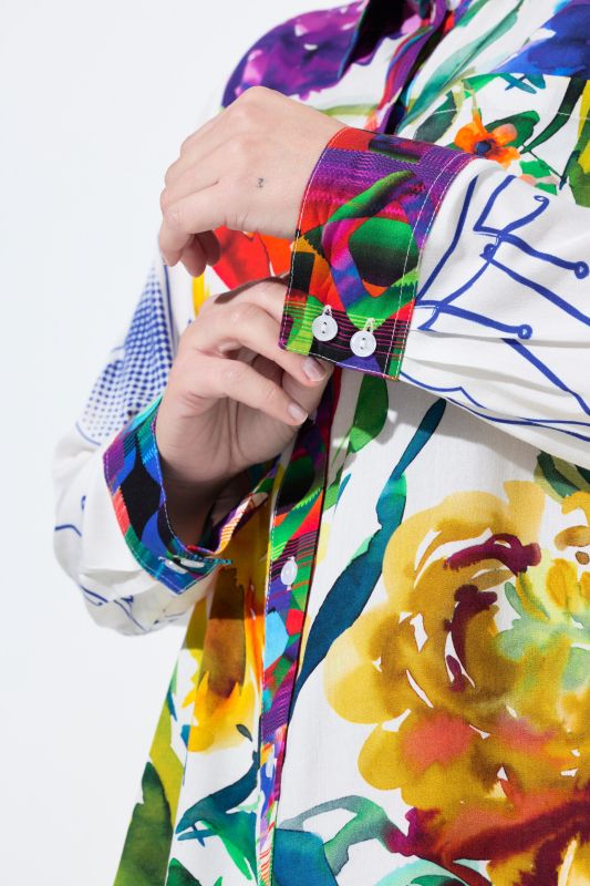 Риза с микс от цветя