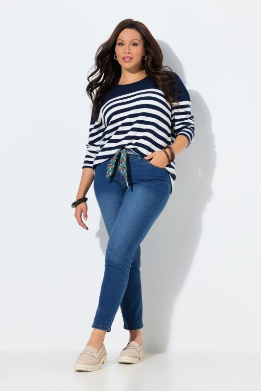 Дънки с цветен колан