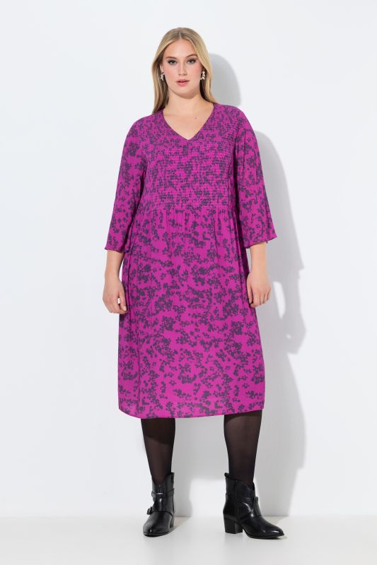 Рокля с принт на цветя