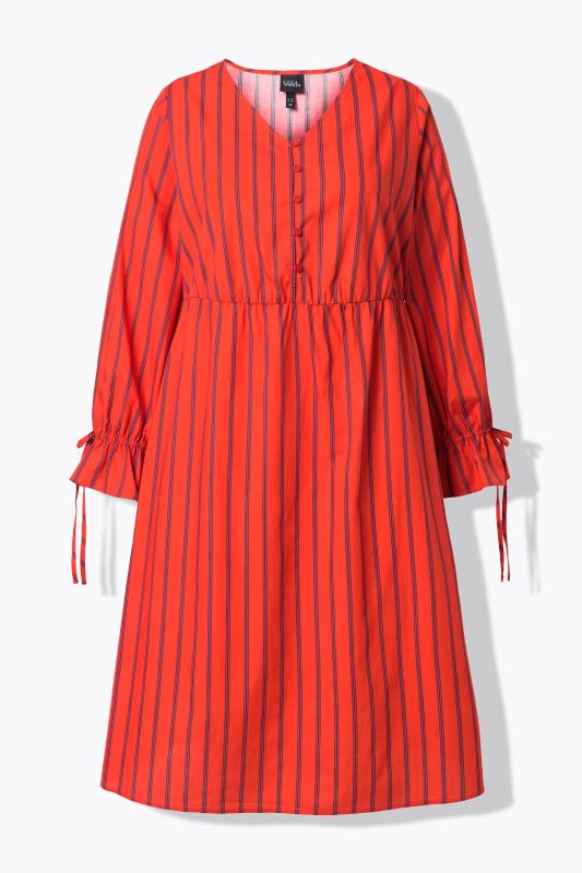 Рокля с райета и връзки