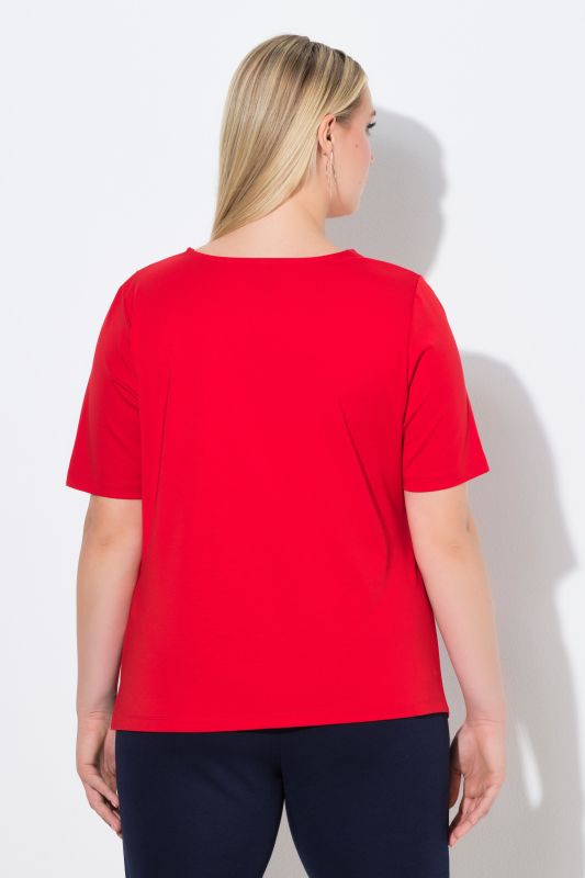 Тениска с асиметричен подгъв