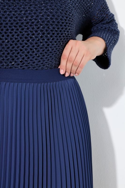 Пола плисирана с еластична талия