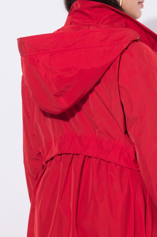 Палто за дъжд с кръстосващи се шевове