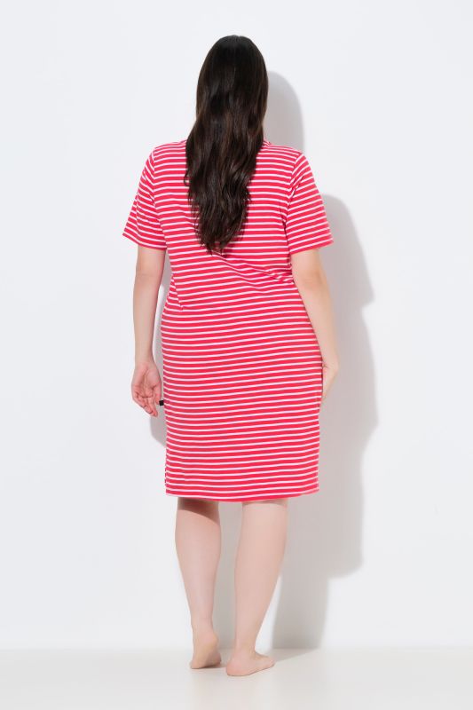 Нощницa с раиран принт