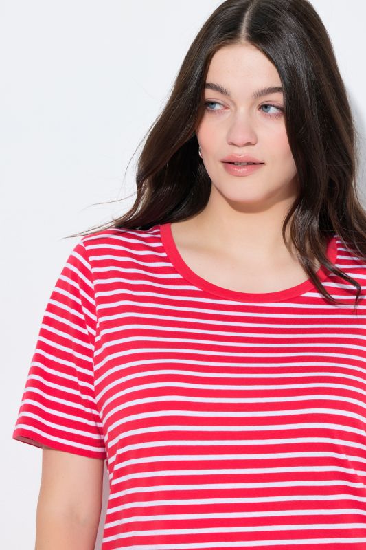 Нощницa с раиран принт