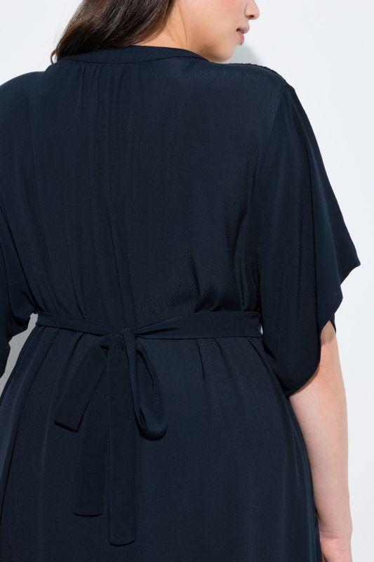 Рокля тип прегърни ме