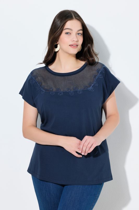 Тениска с мрежесто деколте