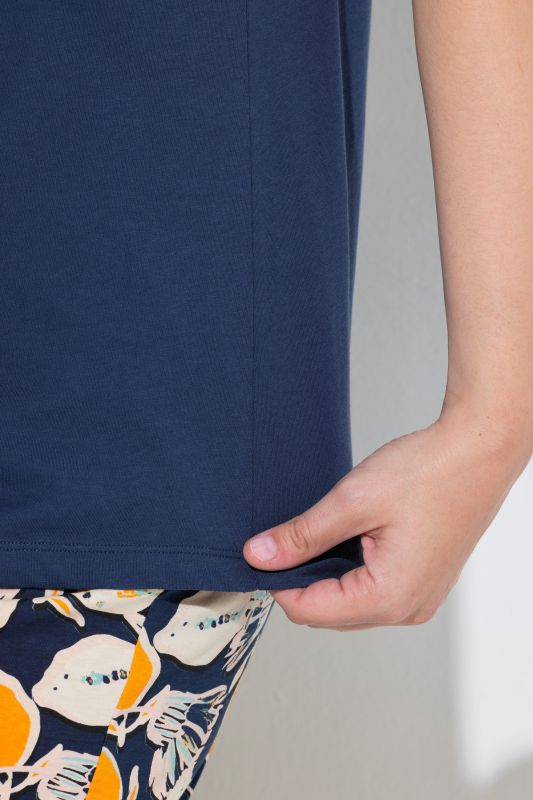 Тениска с мънистени плодове