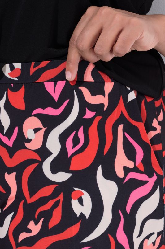 Панталон 7/8 с абстрактен принт