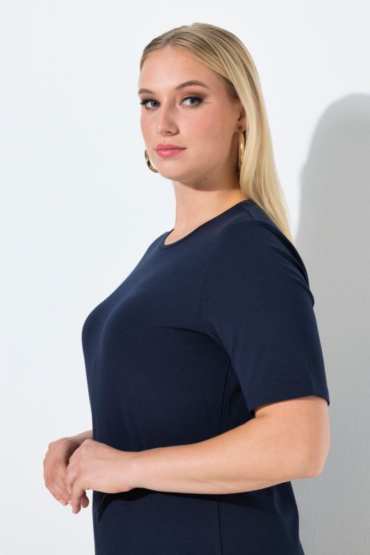 Тениска едноцветна с изчистена визия