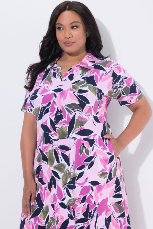 Рокля с флорален принт и яка на риза