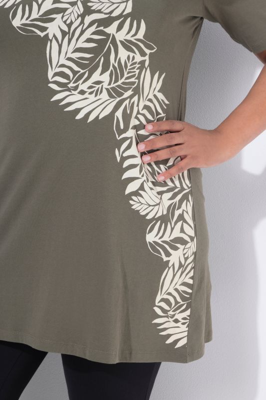 Туника с акцент на листа