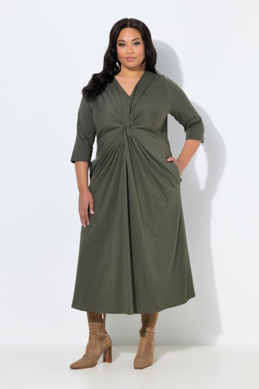 Рокля с преплетена предница