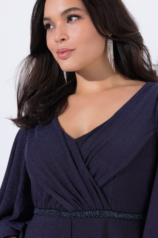 Рокля с брокат