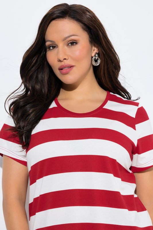 Тениска с хоризонтални райета