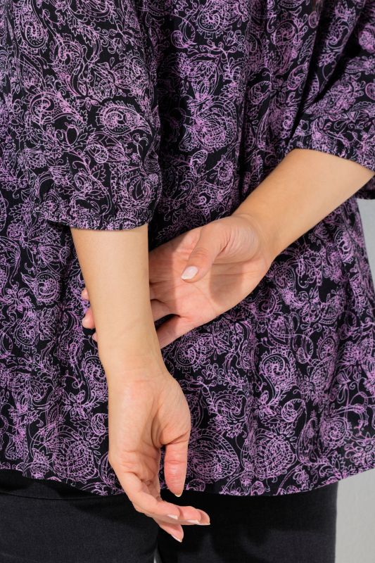 Блуза с декоративен ластик на гърдите