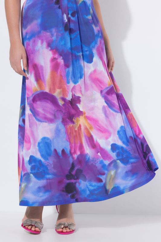 Рокля с декоративни камъни