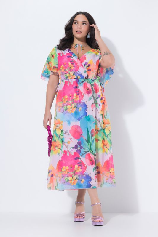 Рокля с цветен шифон