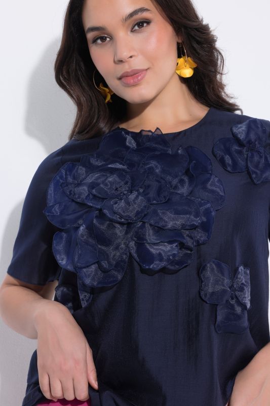 Блуза с шифон и флорален акцент