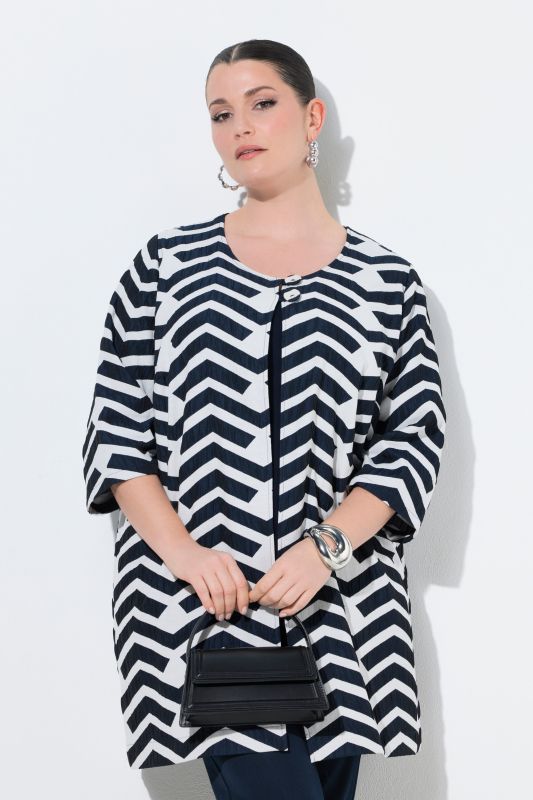 Яке с геометричен принт