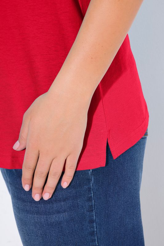 V-Neck Classic Fit Cotton Tank