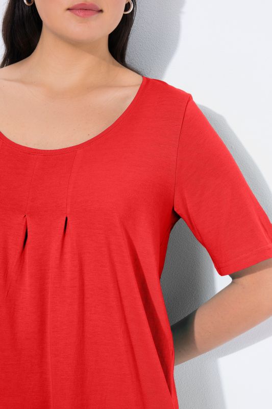 Essential Front Pleat Tee
