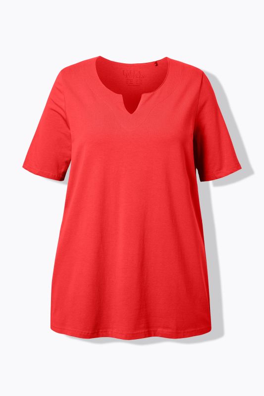 Essential Notch Neck Stretch Tee