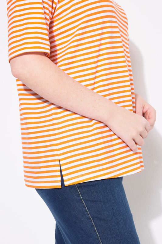 Тениска с деколте тип лодка