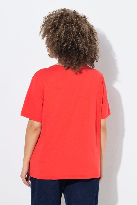 Тениска с принт на ягоди