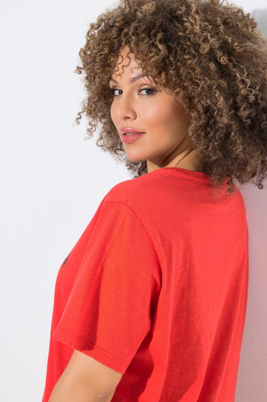 Тениска с принт на ягоди