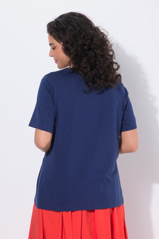 Тениска с надпис и принт на ягоди