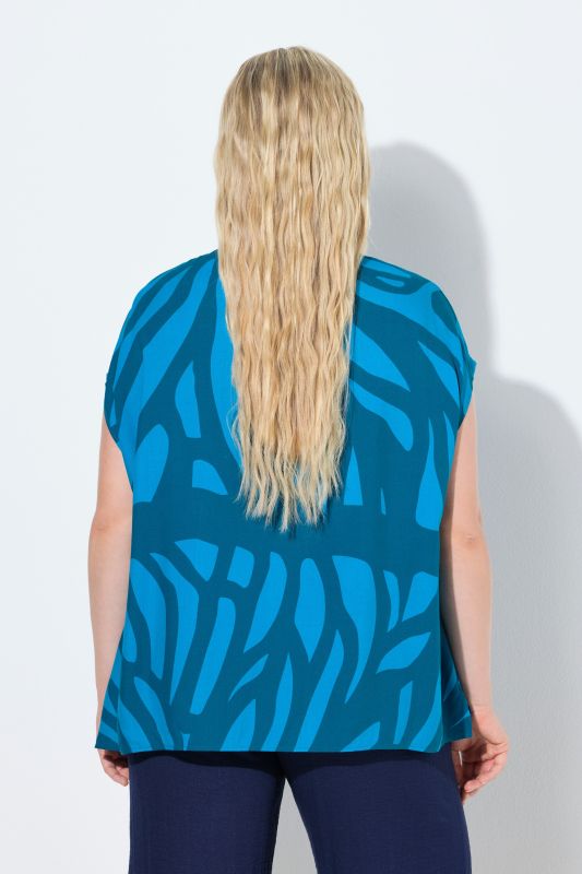 Блуза с абстрактен принт