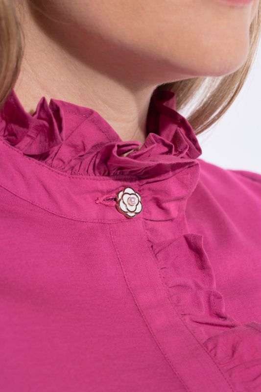 Тениска с къдраво деколте