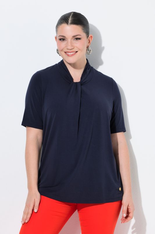 Блуза от лиосел с модерно деколте