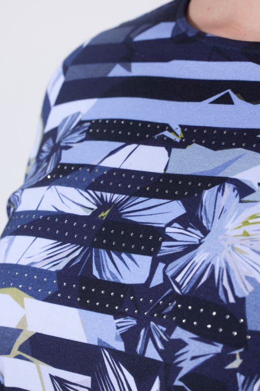 Тениска с райета и цветя