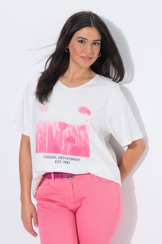 Тениска с графични акценти