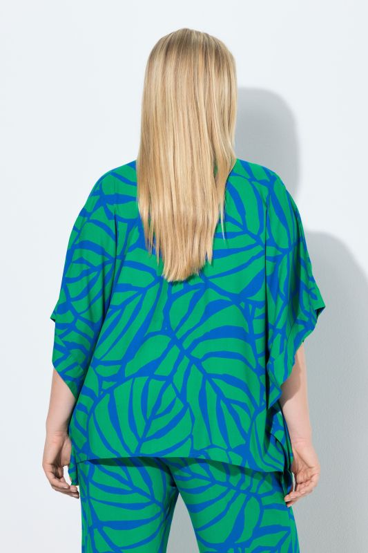 Блуза тип пончо с принт на листа