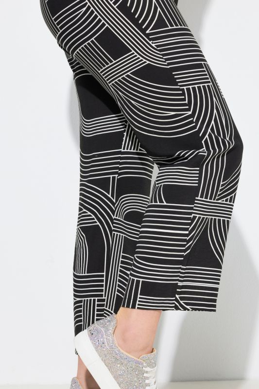 Панталон с геометрични мотиви