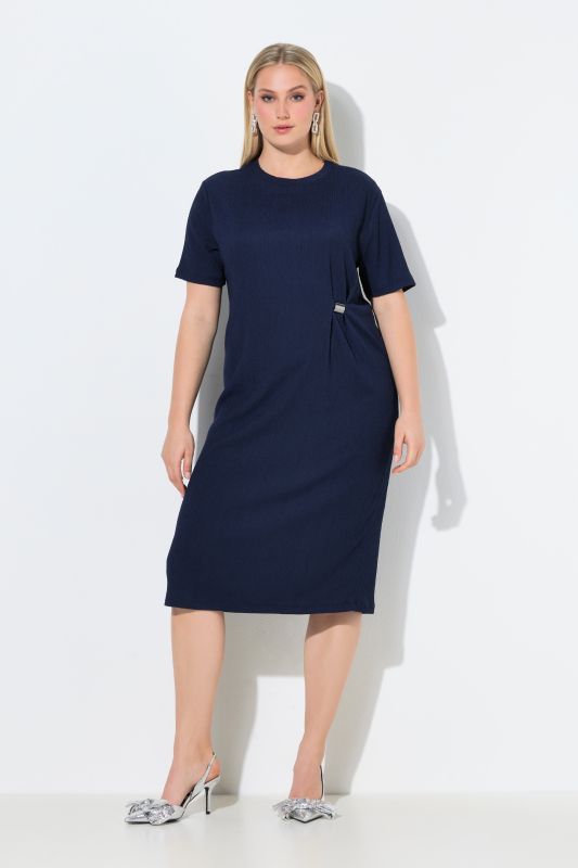 Ring Detail Short Sleeve Stretch Fit Dress