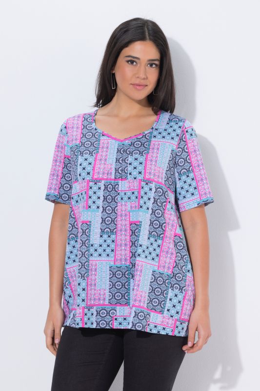 Patchwork Print Sweetheart Neckline Tee