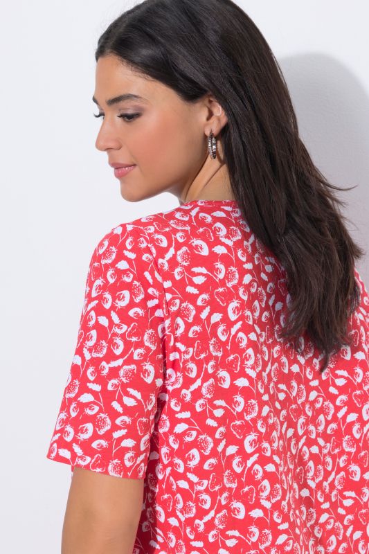 Strawberry Print Short Sleeve Scoop Neck Tee