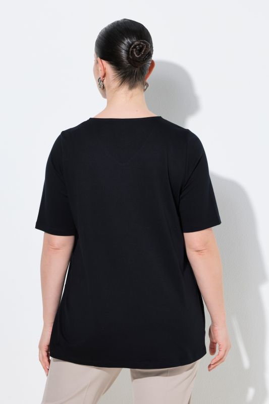 Блуза с камъчета